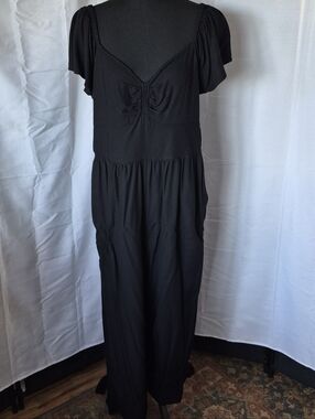 Old Navy Wide Leg Black Jumpsuit Sz XL Sweetheart Neckline Pockets Smocked